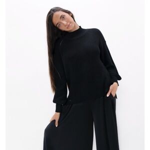 1 People Ottawa Yow high neck mock turtleneck sweater women’s large NWT licorice